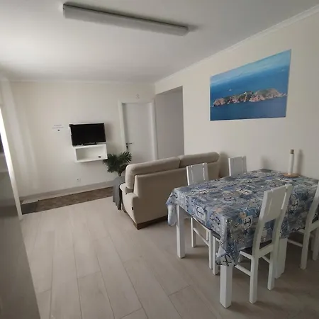 Πανσιόν Brisa Do Mar - Consolacao 3*