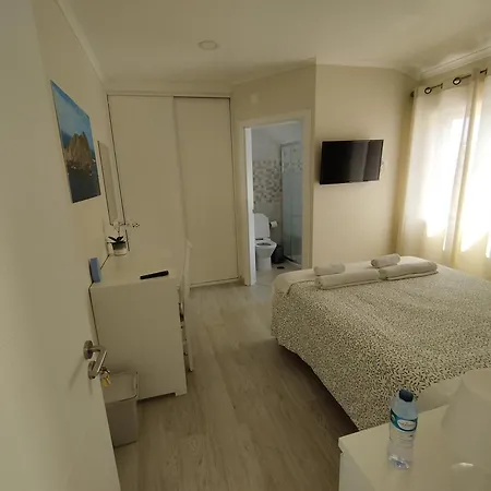 Πανσιόν Brisa Do Mar - Consolacao Atouguia Da Baleia