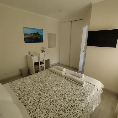 Πανσιόν Brisa Do Mar - Consolacao 3*