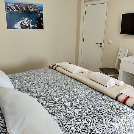 Πανσιόν Brisa Do Mar - Consolacao Atouguia Da Baleia